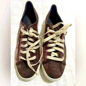 Keds Women's Triple Kick Metallic Sneaker Size 8‎